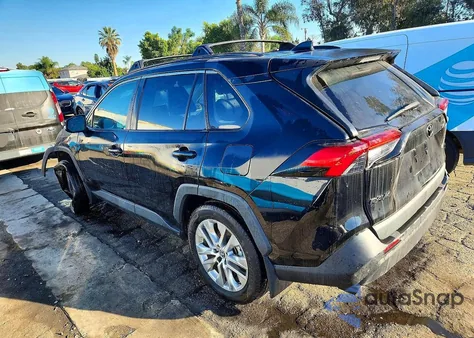 2023 Toyota Rav4 Xle Premium z USA, uszkodzony, nr VIN 2T3C1RFV2PW278972